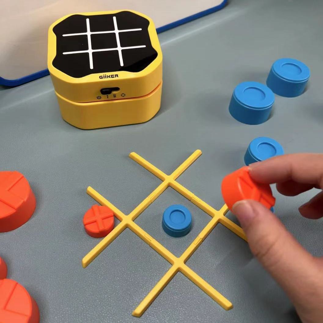 Giiker Super Tic‑Tac‑Toe Bolt