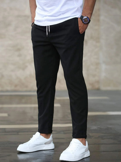 Pantalon tendance pour homme – coupe slim, poches et cordon