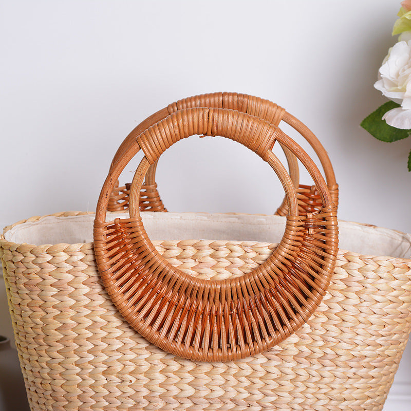 Rigama™ – Sac carré en paille tressée, charme estival fait main (summer/beach vibe)