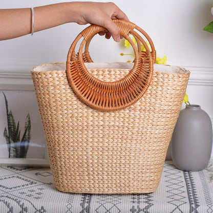Rigama™ – Sac carré en paille tressée, charme estival fait main (summer/beach vibe)