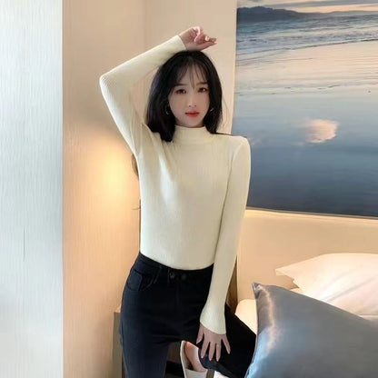 Pull Col Mi-Haut Slim Manches Longues – Élégance Automnale