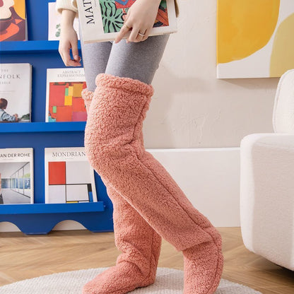 Chaussettes longues et douces au-dessus du genou – chaleur hivernale et confort absolu